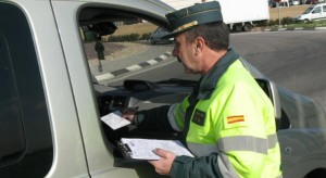 Las multas de tráfico ya no se pueden pagar en metálico en las jefaturas provinciales de la DGT, aunque sí la renovación del carnet