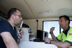 AEA propone hacer análisis de drogas en los reconocimientos médicos para obtener o renovar el carné
