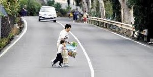 Zaragoza está entre las provincias con mayor riesgo para los peatones de morir en un atropello en carretera